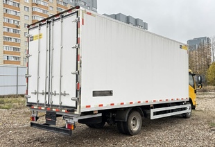 ISUZU 700P (МРМ 10,5т) ИЗОТЕРМИЧЕСКИЙ ФУРГОН 6,3м С/П 80мм